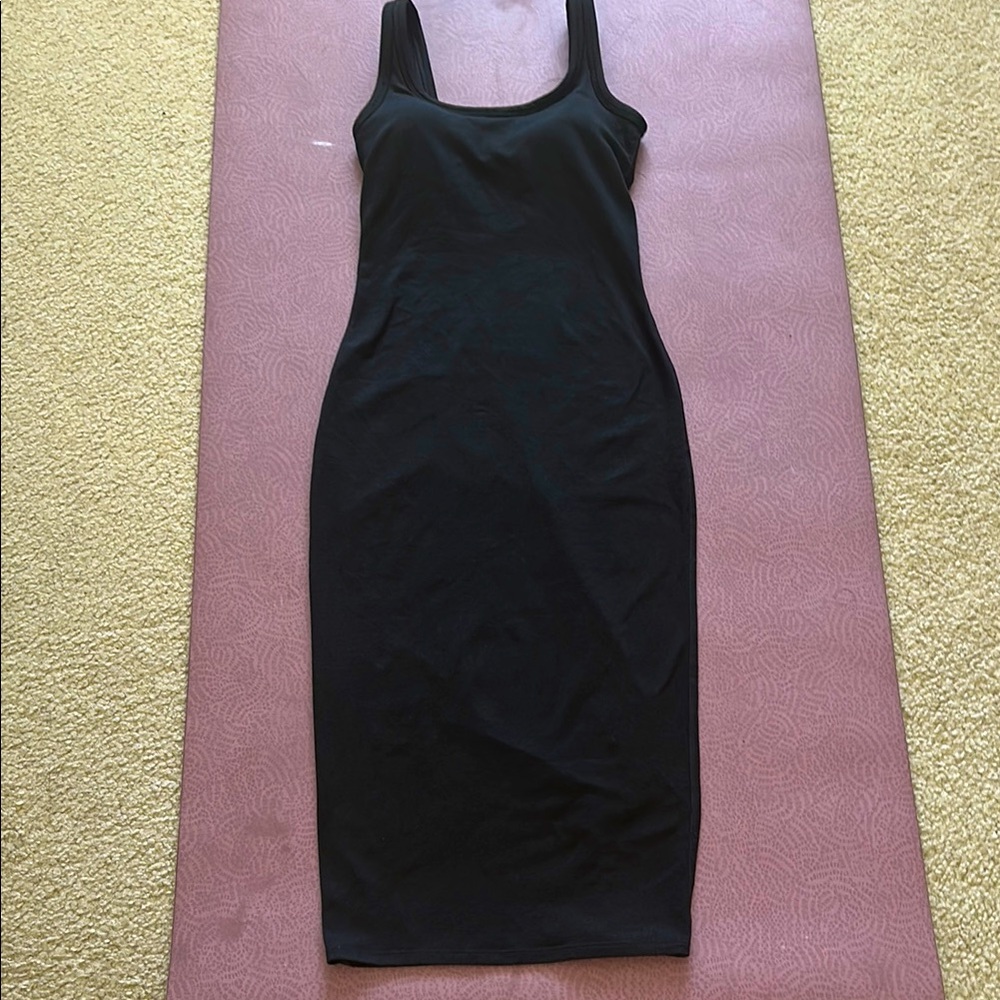 Vuori Women’s Halo Essential Dress, Black Heather, XXS